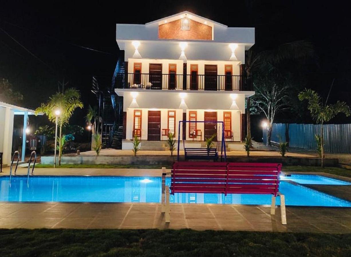 Vaduvanchal The Lavender Resort Waynad المظهر الخارجي الصورة