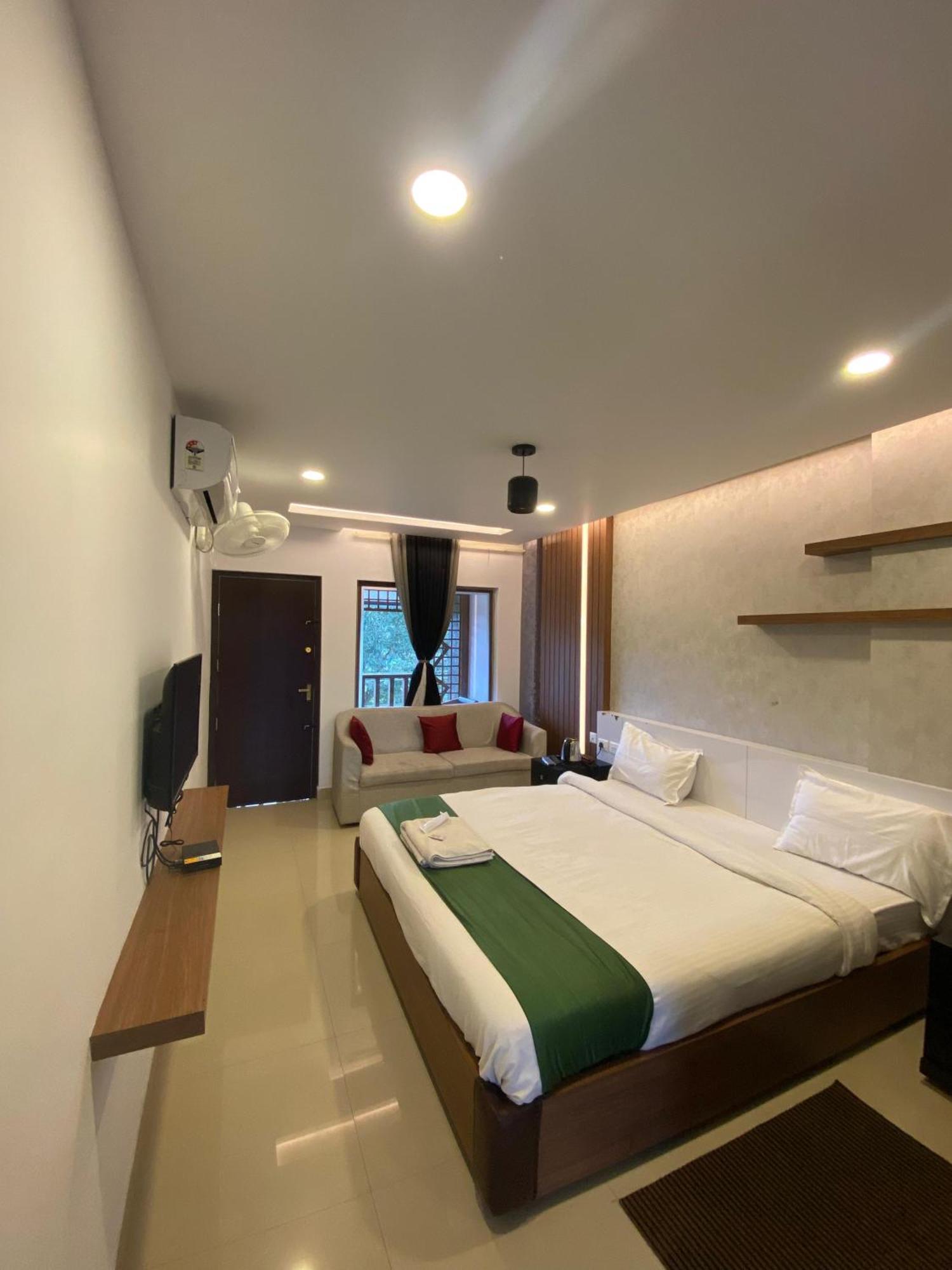 Vaduvanchal The Lavender Resort Waynad المظهر الخارجي الصورة