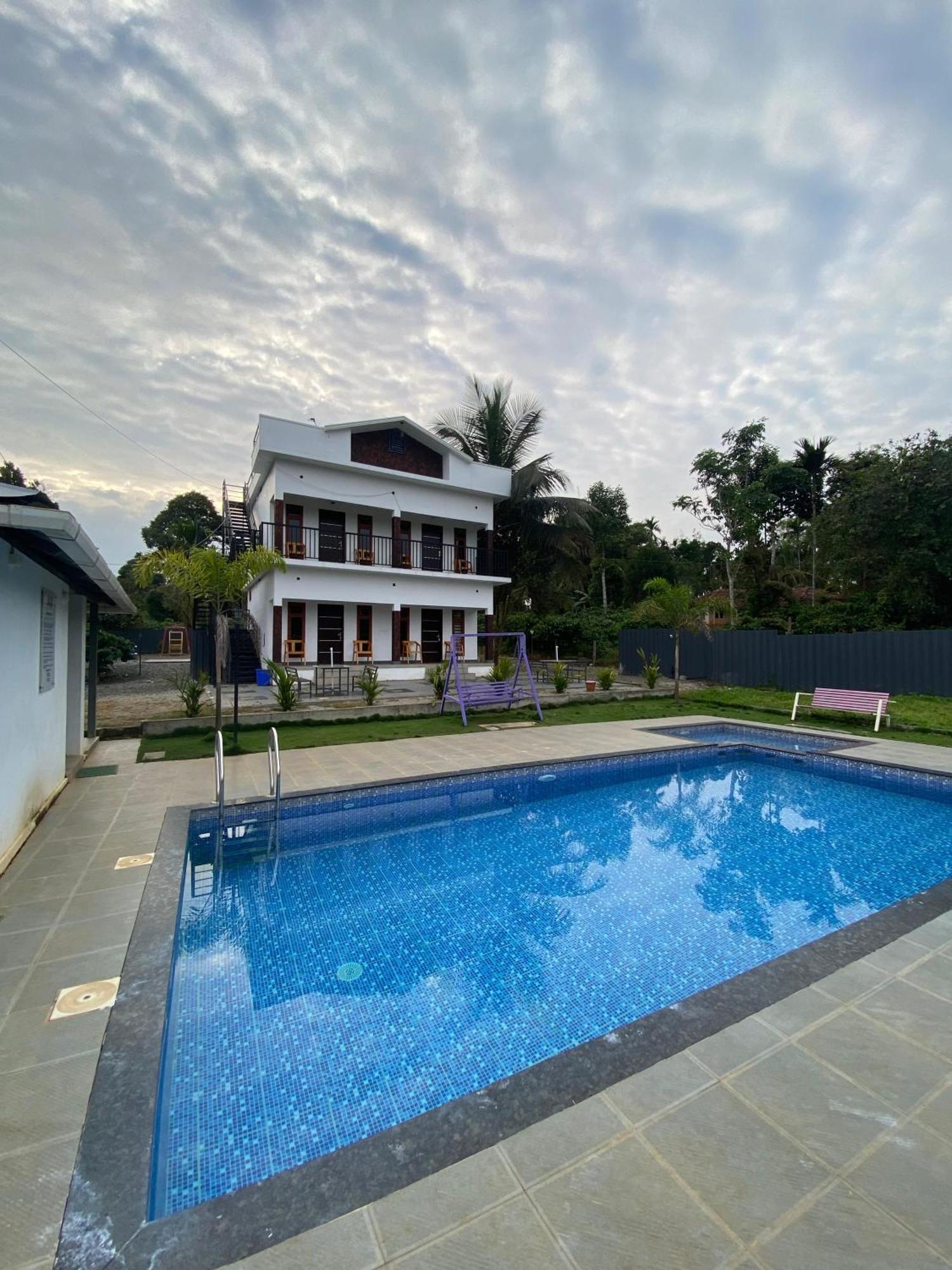 Vaduvanchal The Lavender Resort Waynad المظهر الخارجي الصورة